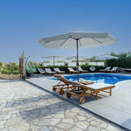 Villa Bella Sole Kalipádhon エクステリア 写真