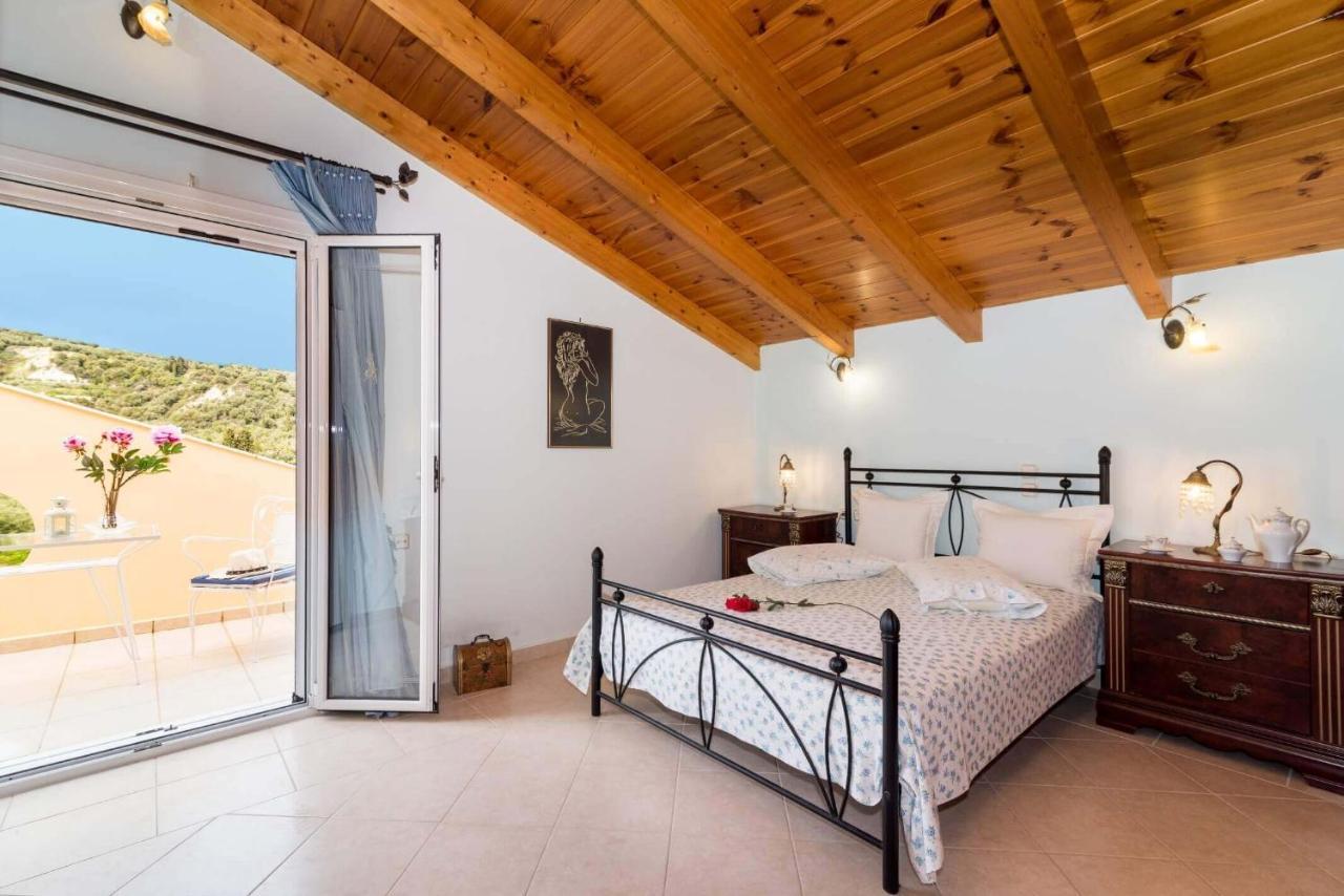 Villa Bella Sole Kalipádhon エクステリア 写真